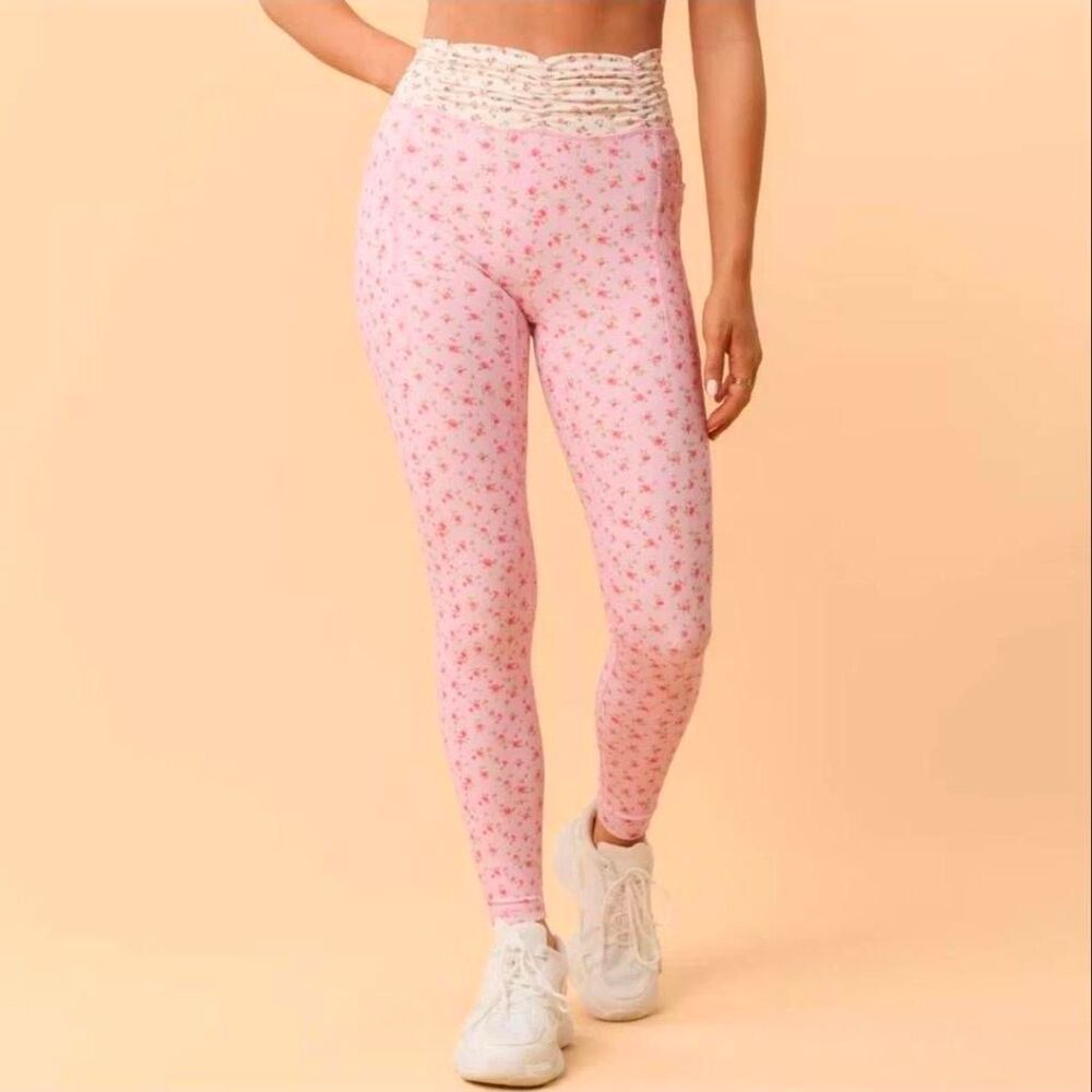 Blogilates Pink Floral Ruched Leggings Size Small